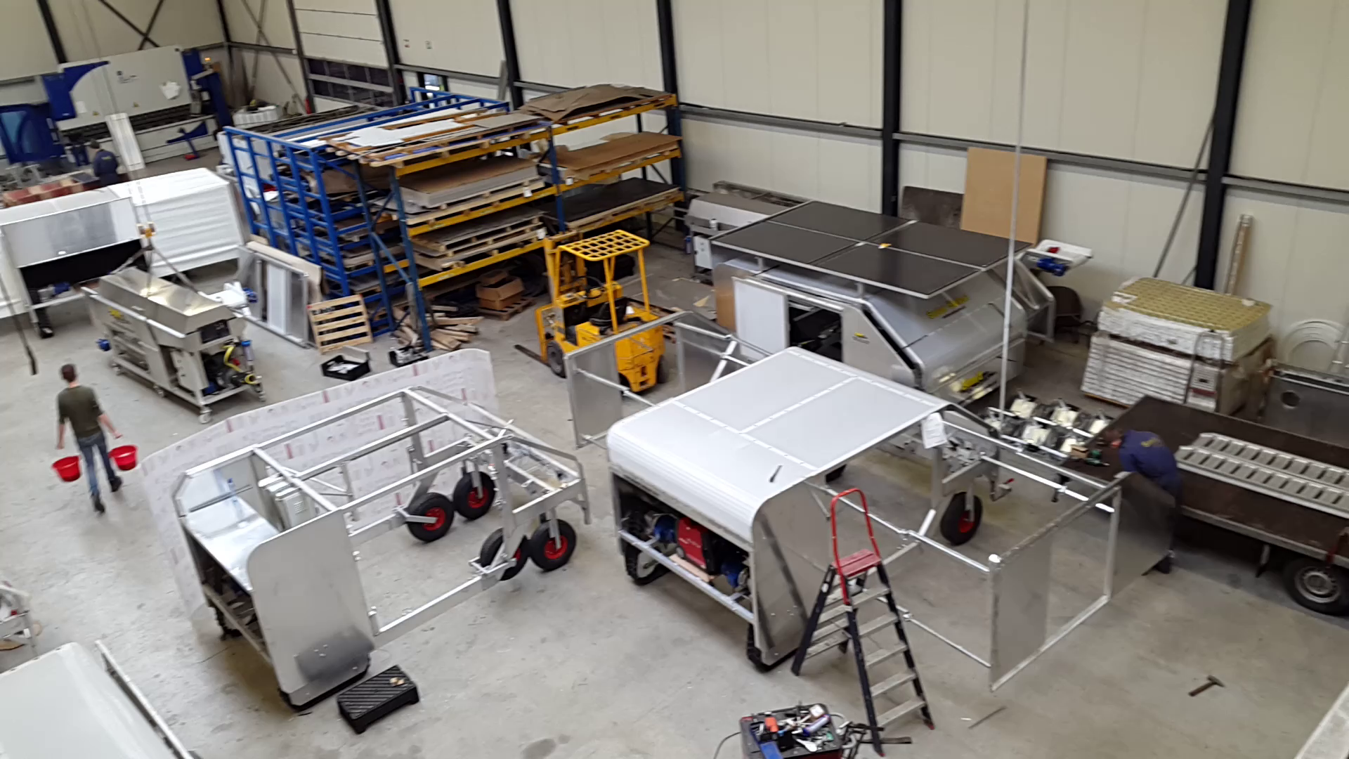 Drukke productie selecteerwagens